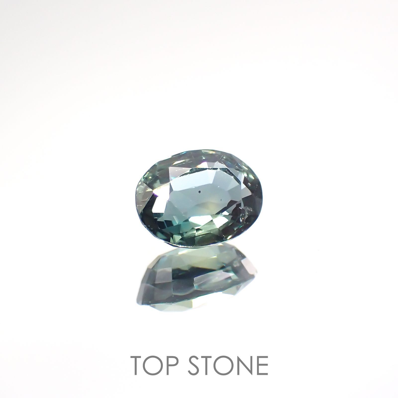 バイカラーサファイア(宝石名サファイア) マダガスカル/スリランカ産 1.768ct ソ付(彩珠)[210812473]7.8×6mm前後