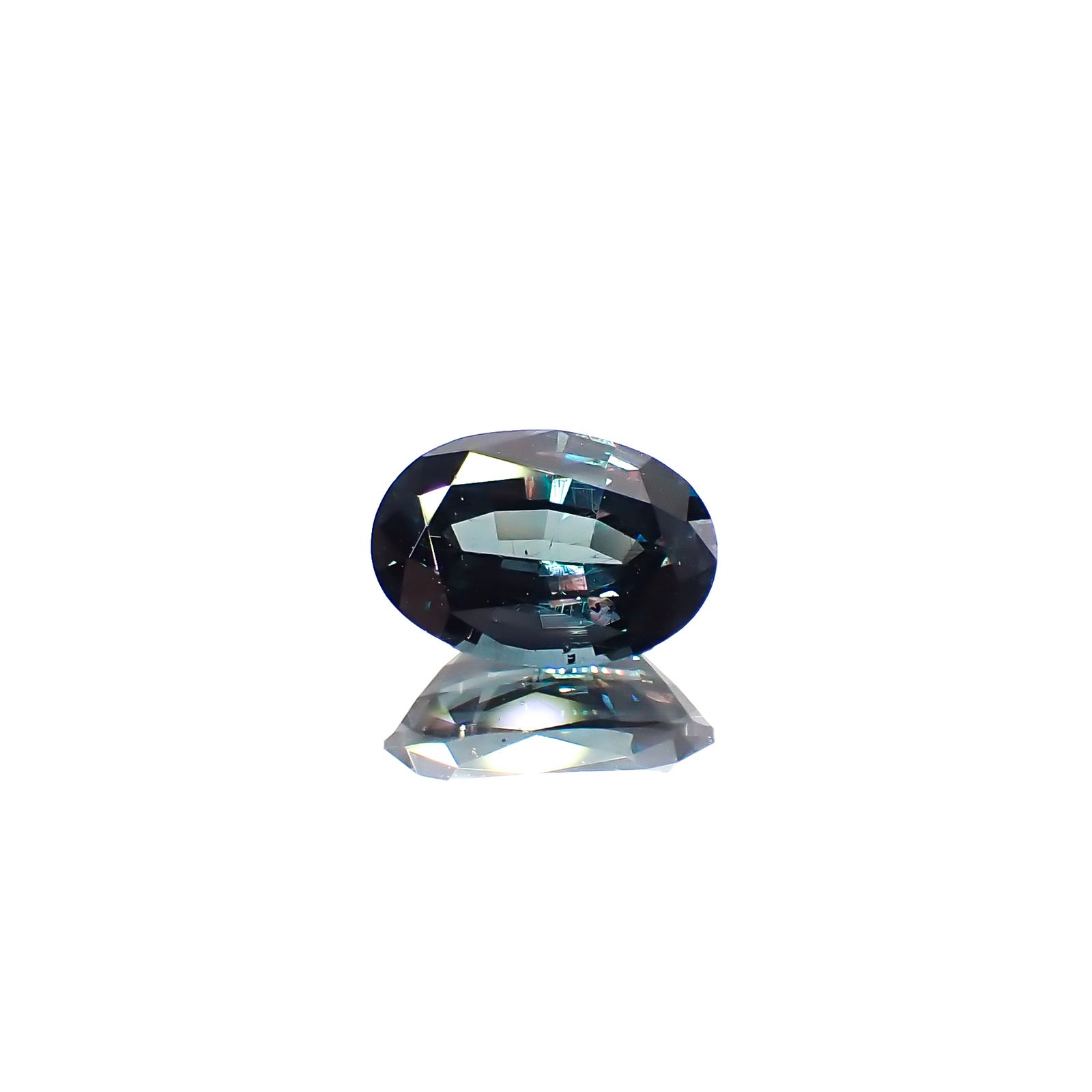 ベキリーブルーガーネット（カラーチェンジガーネット アレキタイプ） マダガスカル産 0.75ct [241029378]6.5x4.5mm前後 |  TOP STONE(トップストーン)