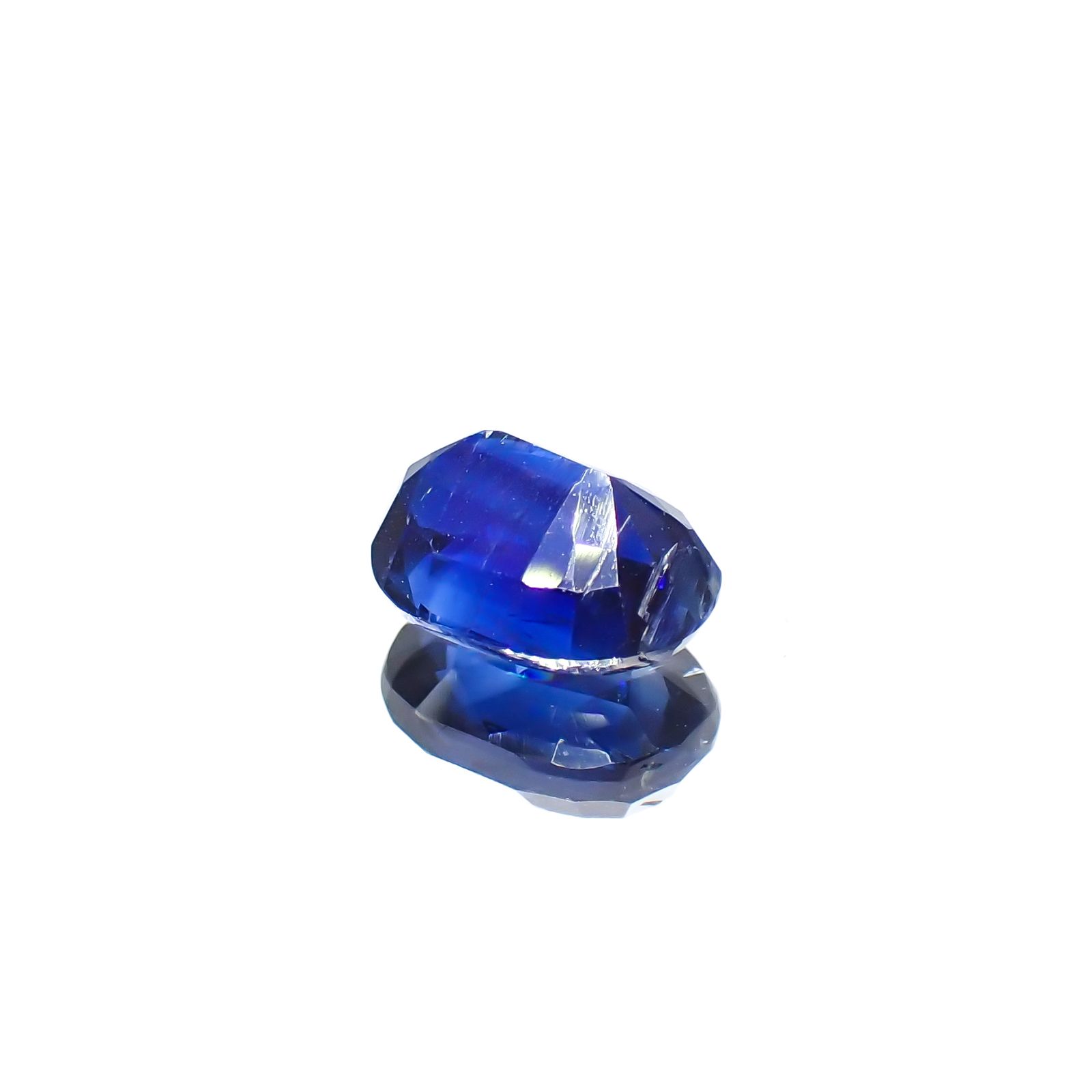 カイヤナイト(宝石名カイヤナイト)ネパール産 1.83ct 識別済[231225177]8.1x6.2mm前後