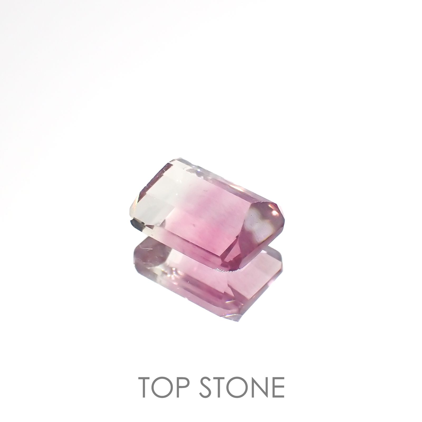 バイカラーフローライト 中国産 1.79ct[220917993]8x6mm前後