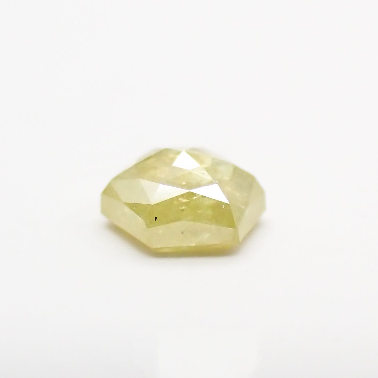 ◇ヘキサゴンアンティークカット◇イエローダイヤモンド(宝石名ダイアモンド) 南アフリカ産 0.11ct 識別済[210611062]2.7×2.6mm前後