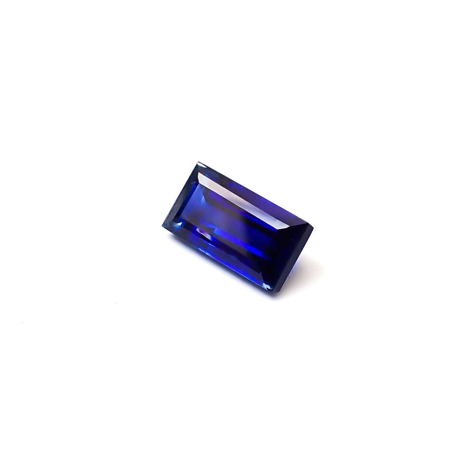カイヤナイト ネパール産 2.49ct / 10x5.2mm前後 [260532275]