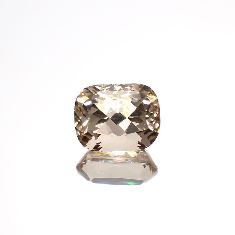 イエロースキャポライト フルオレッセンス(宝石名イエロー・スキャポライト)アフガニスタン産 3.432ct ソ付(彩珠)[221018468]10.3x8mm前後
