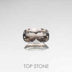 アベンチュリンアクアマリン(宝石名アクアマリン) ナイジェリア産 1.03ct 識別済[210712976]8.9×5.1mm前後