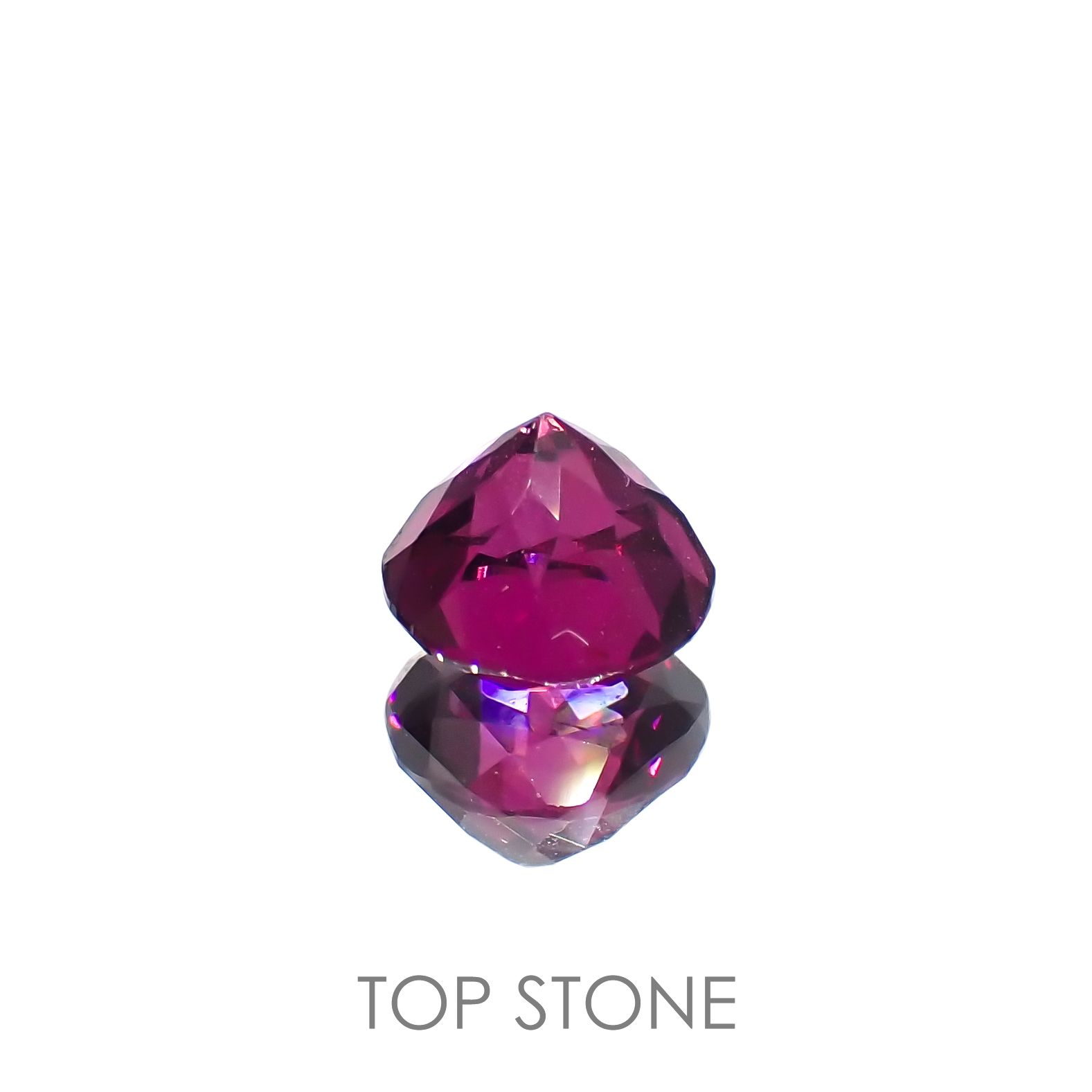 グレープガーネット(宝石名ガーネット)ブラジル産 1.32ct 識別済[220917710]6.1x6mm前後