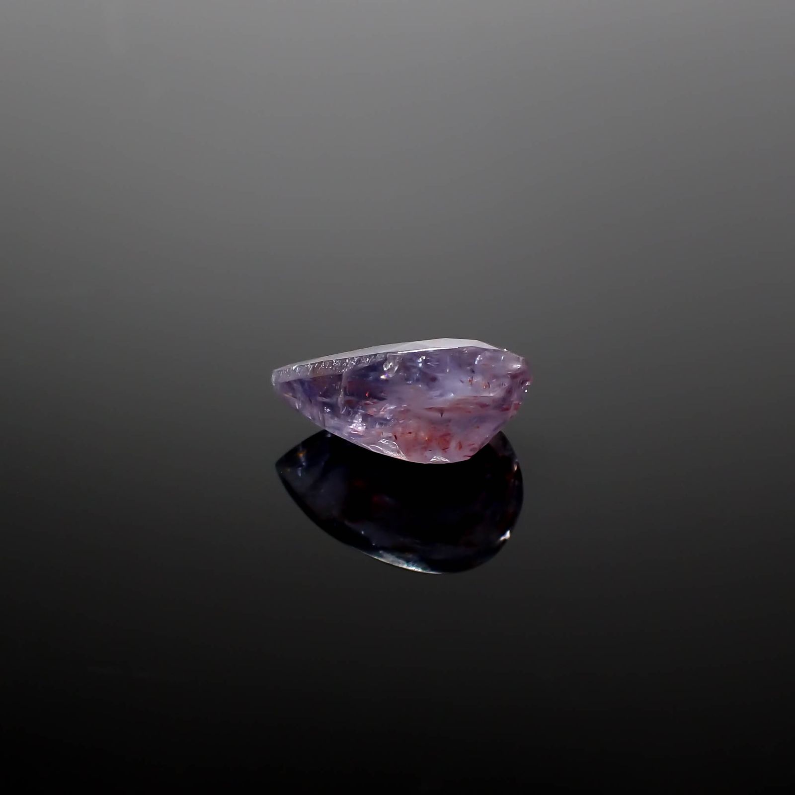 ブラッドショットアイオライト インド産 2.80ct[240125376]12.2x8.1mm前後