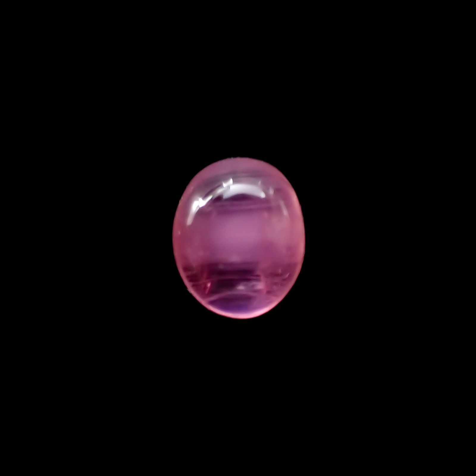 ペツォッタイトキャッツアイ(ラズベリル)(宝石名ペツォッタイト・キャッツアイ)マダガスカル産 0.600ct ソ付(彩珠)[220114356]4.9x4.1mm前後