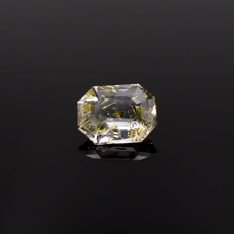 ◇オクタゴンカット◇オイルインクォーツ パキスタン産 0.55ct / 6.2x4.7mm前後 [240222093]