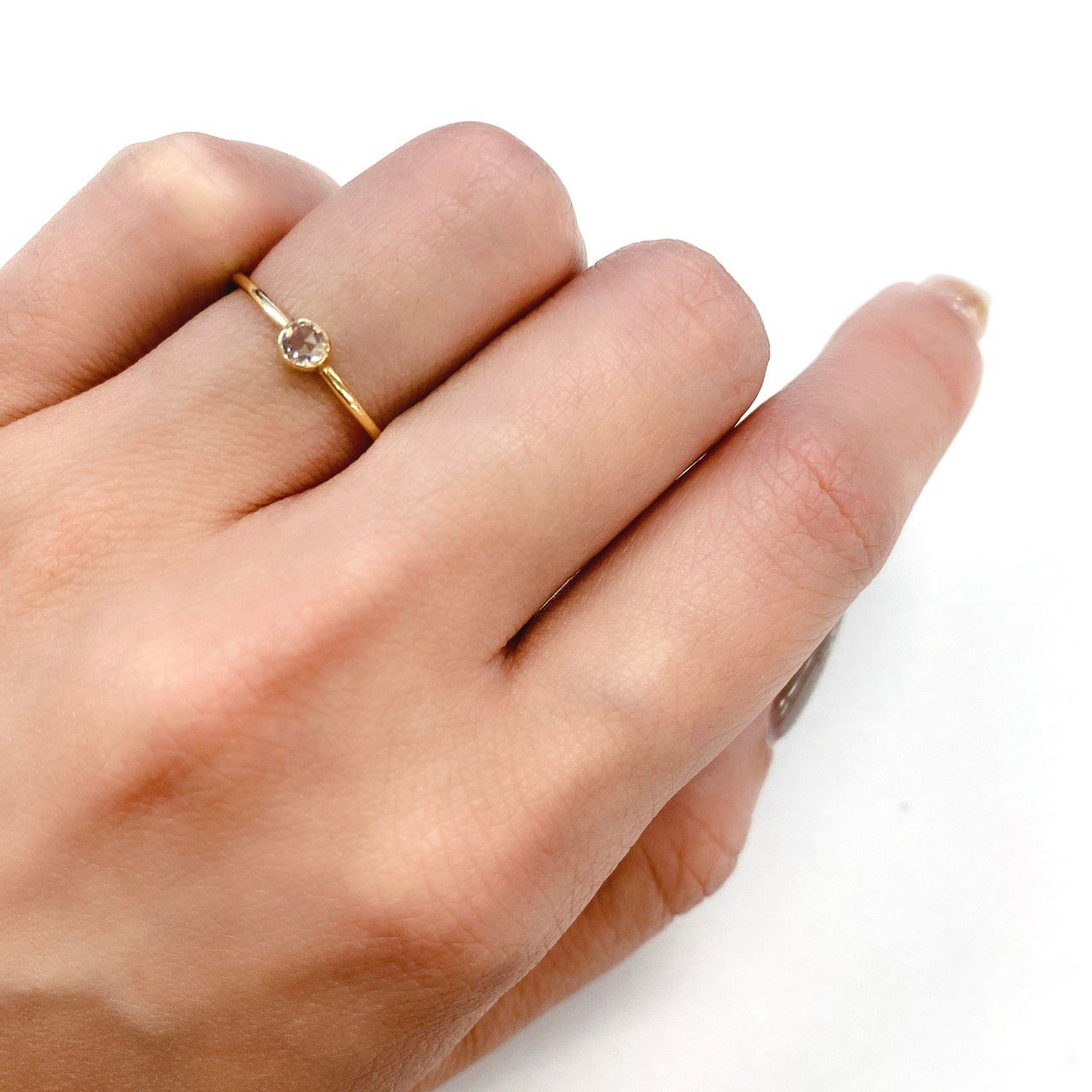◇ローズカット◇ダイヤモンド SI-VS / D-G(宝石名ダイアモンド) 0.066ct 識別済[210510902]2.4×2.4mm前後