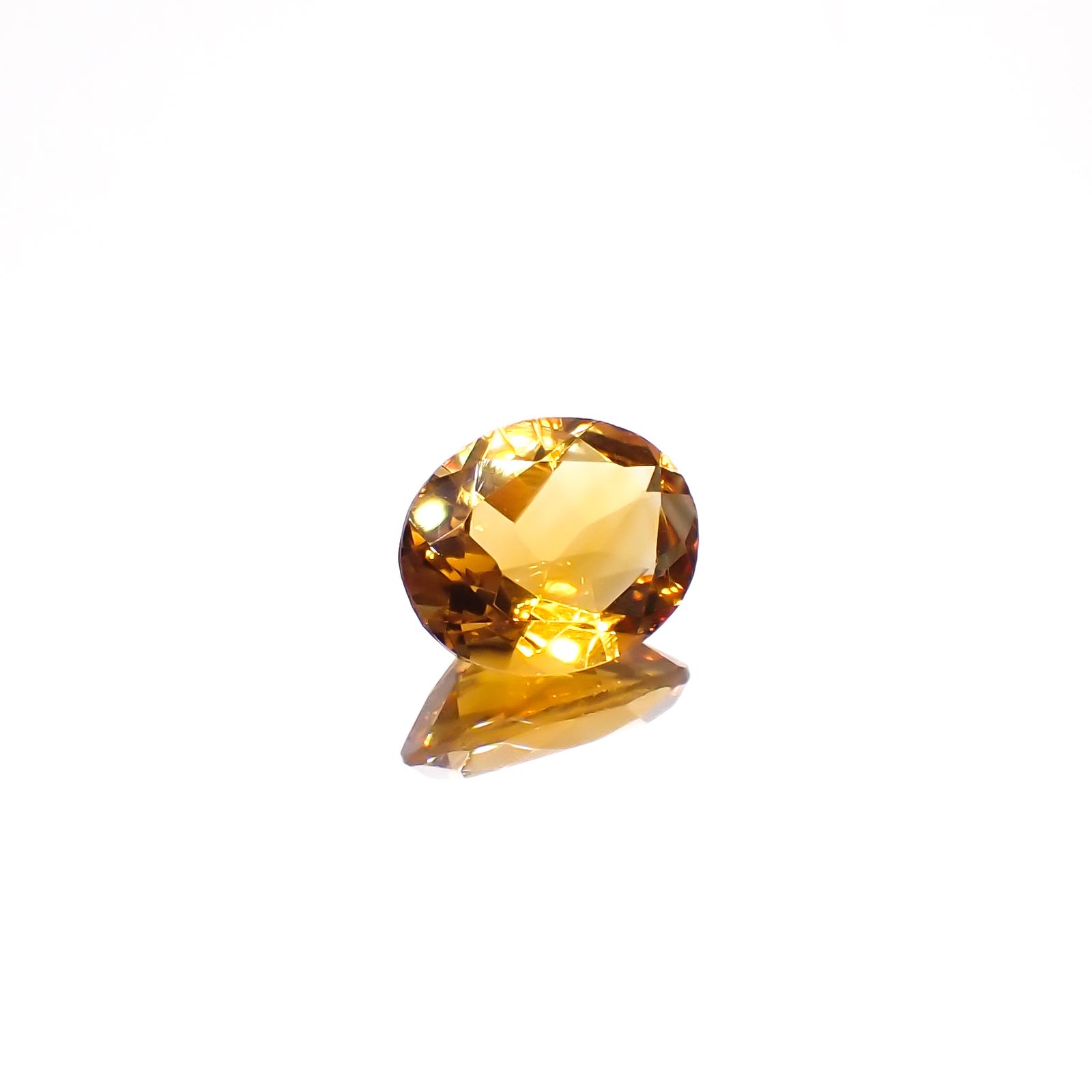 マデイラシトリン ブラジル・ミナスジェライス州産 2.05ct[240427128]9.9x7.9mm前後