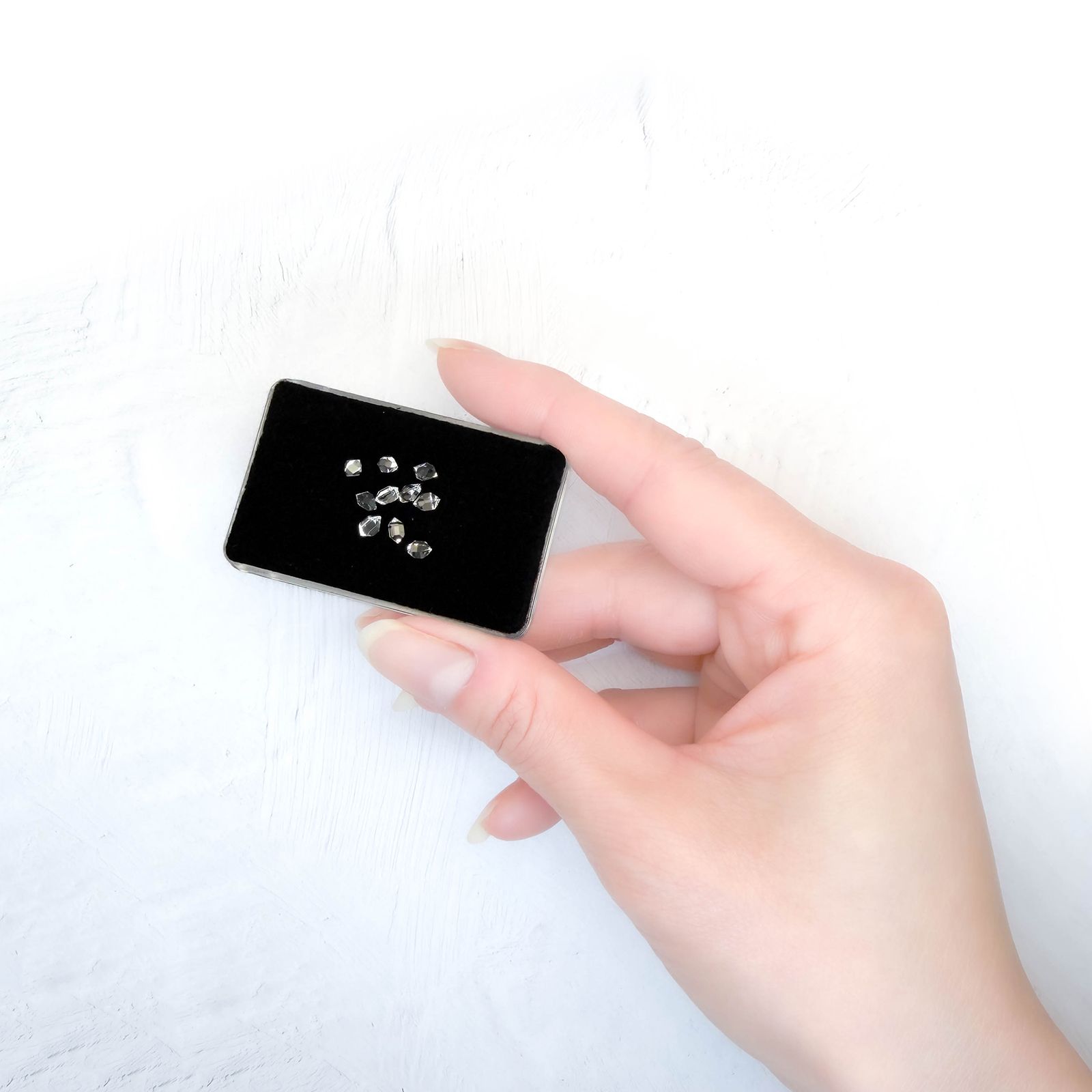 ◇メレセット◇ハーキマーダイヤモンド 原石 アメリカ・ニューヨーク州産 1.75ct / 3.8-4.6x2.1-3.3mm前後 [260231697]