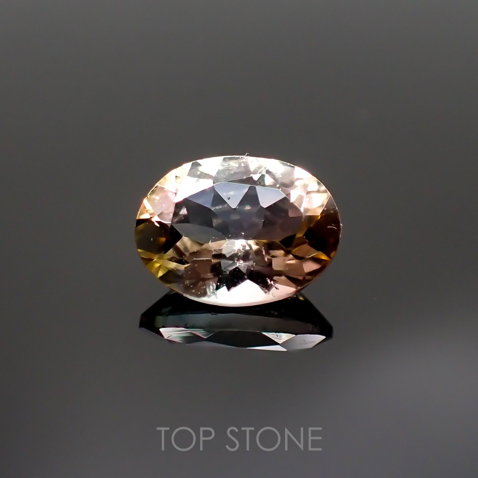 パーティカラートルマリン(宝石名パーティカラード・トルマリン) コンゴ民主共和国産 1.219ct ソ付(彩珠)[211013599]8.1×6.1mm前後