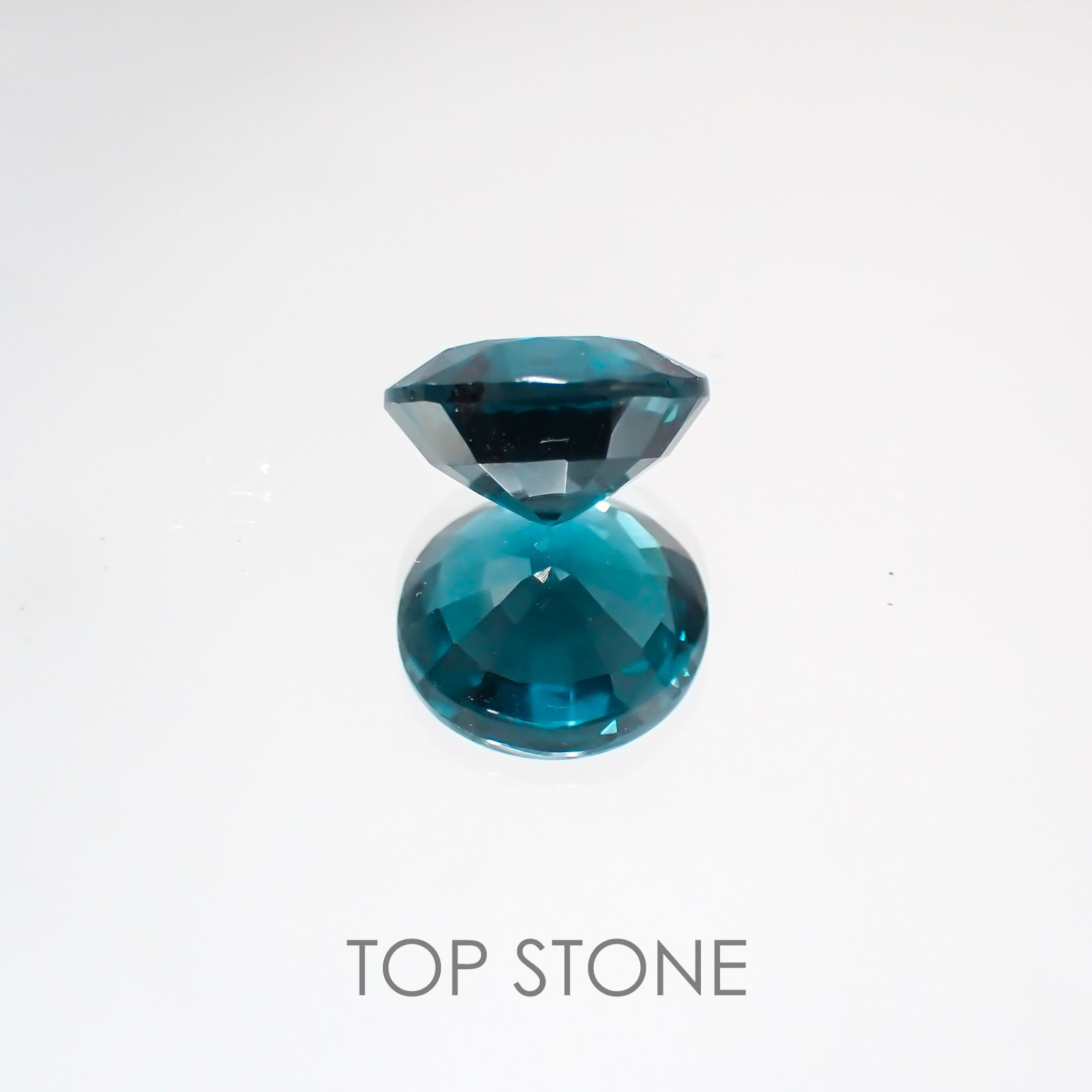 オーシャンブルーカイヤナイト ネパール産 ルース 2.43ct[210310276]8.1×8.1mm前後