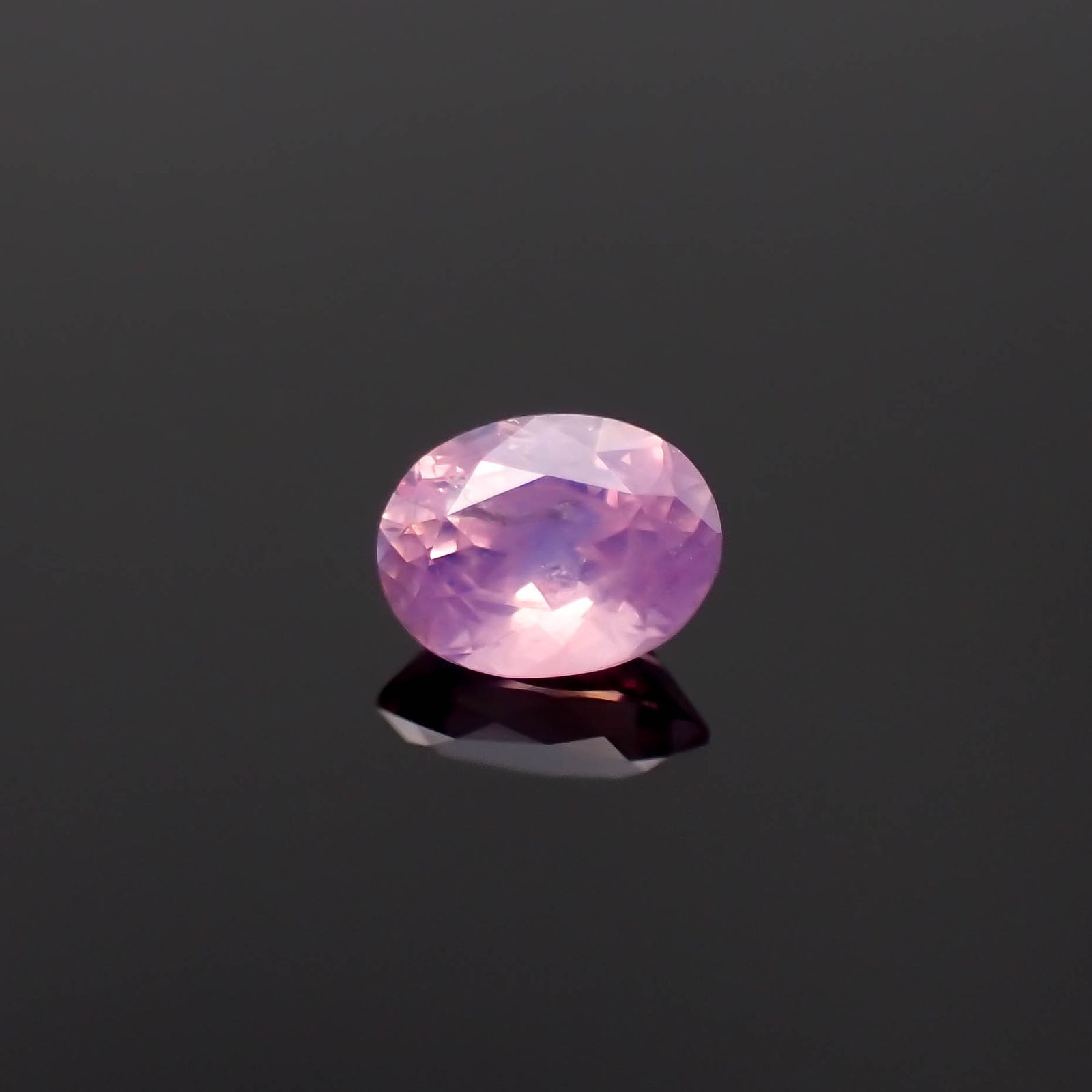 シルキーサファイア 非加熱 ベトナム産 0.25ct[230722792]4.1x3.1mm前後