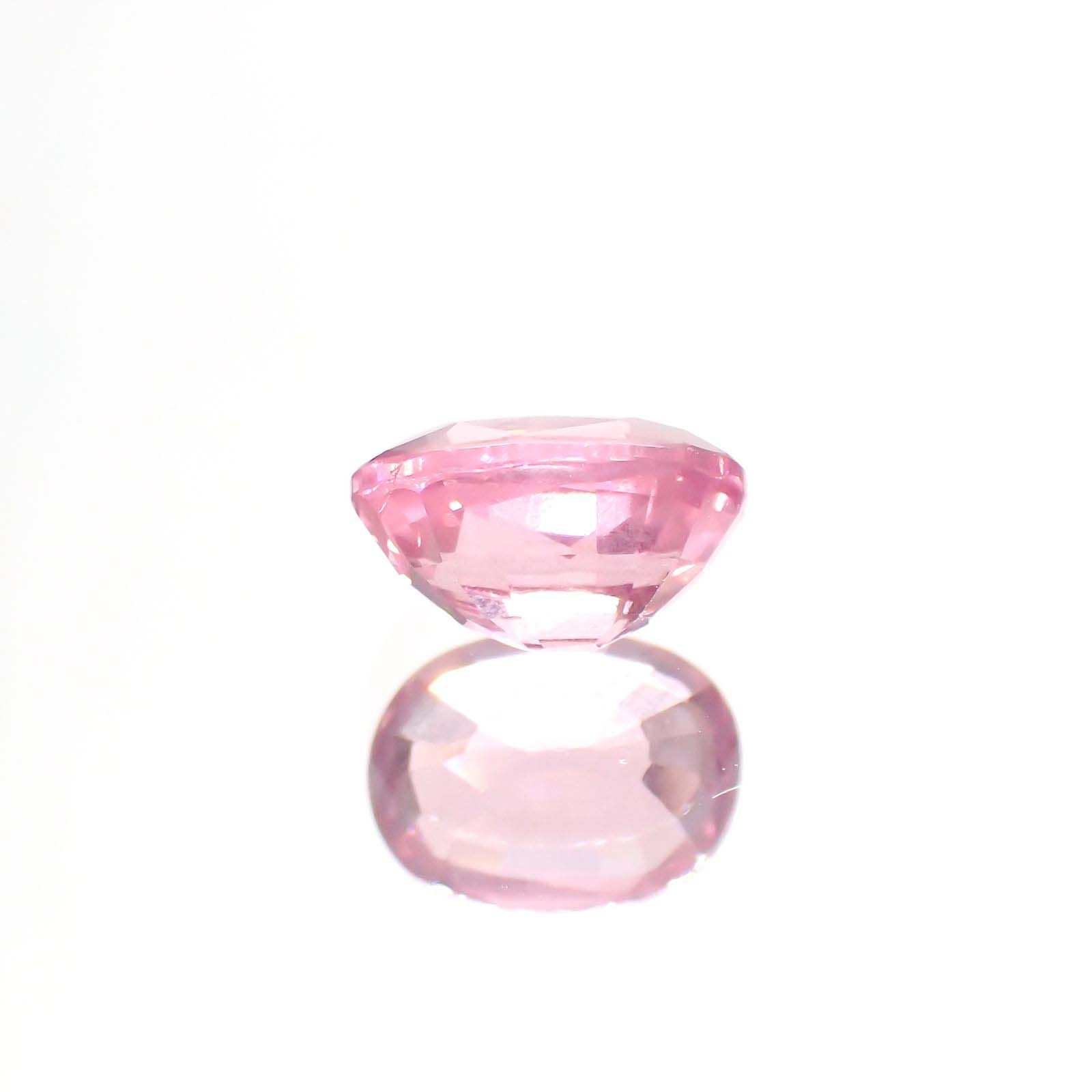 ピンクスピネル(宝石名ピンク・スピネル)タンザニア産 1.414ct ソ付(彩珠)[230722574]7.5x5.6mm前後