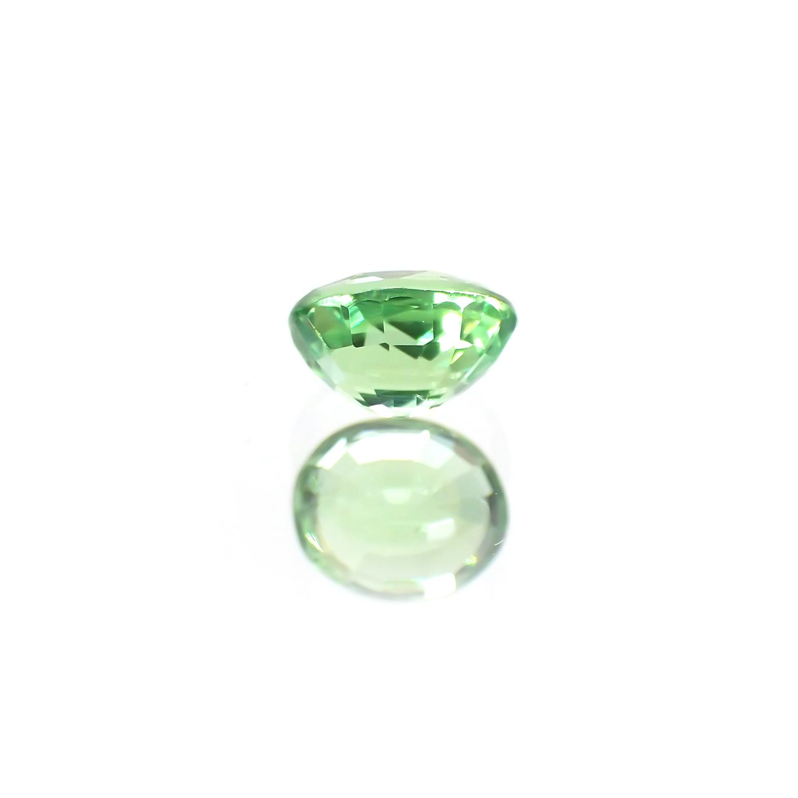 天然石　マラヤガーネット　ミントガーネット 天然ミントガーネット 2.00ct 【極上の煌めき】 UV蛍光 タンザニア