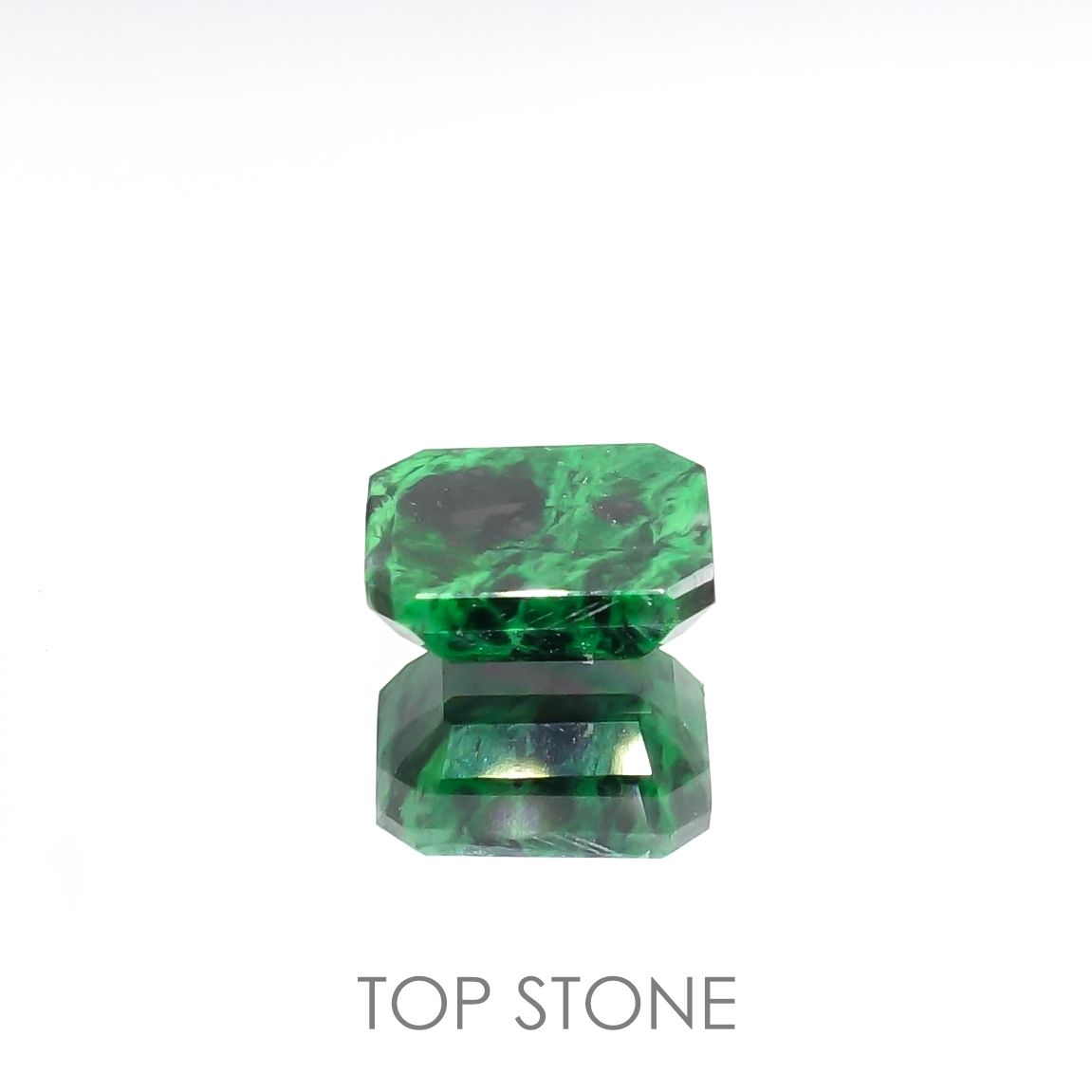 モーシッシ ビルマ産 1.28ct[220515724]7.3x6.2mm前後