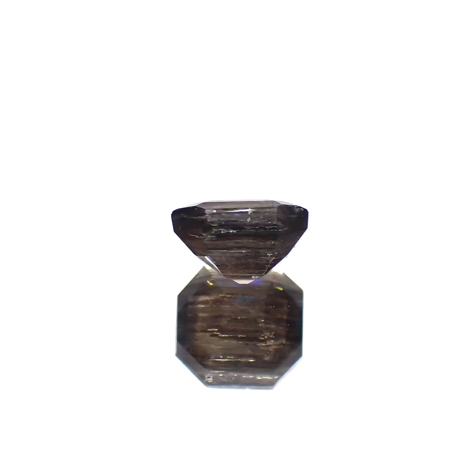 レインボースキャポライト ブラジル産 0.92ct[231225061]6.1x6mm前後