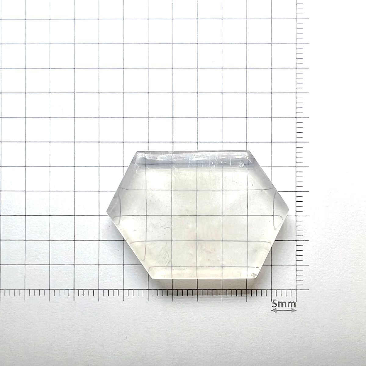 トラピッチェクォーツ 偏光板2枚付き コロンビア・ボヤカ産 52.17ct[230823259]32.1x25mm前後