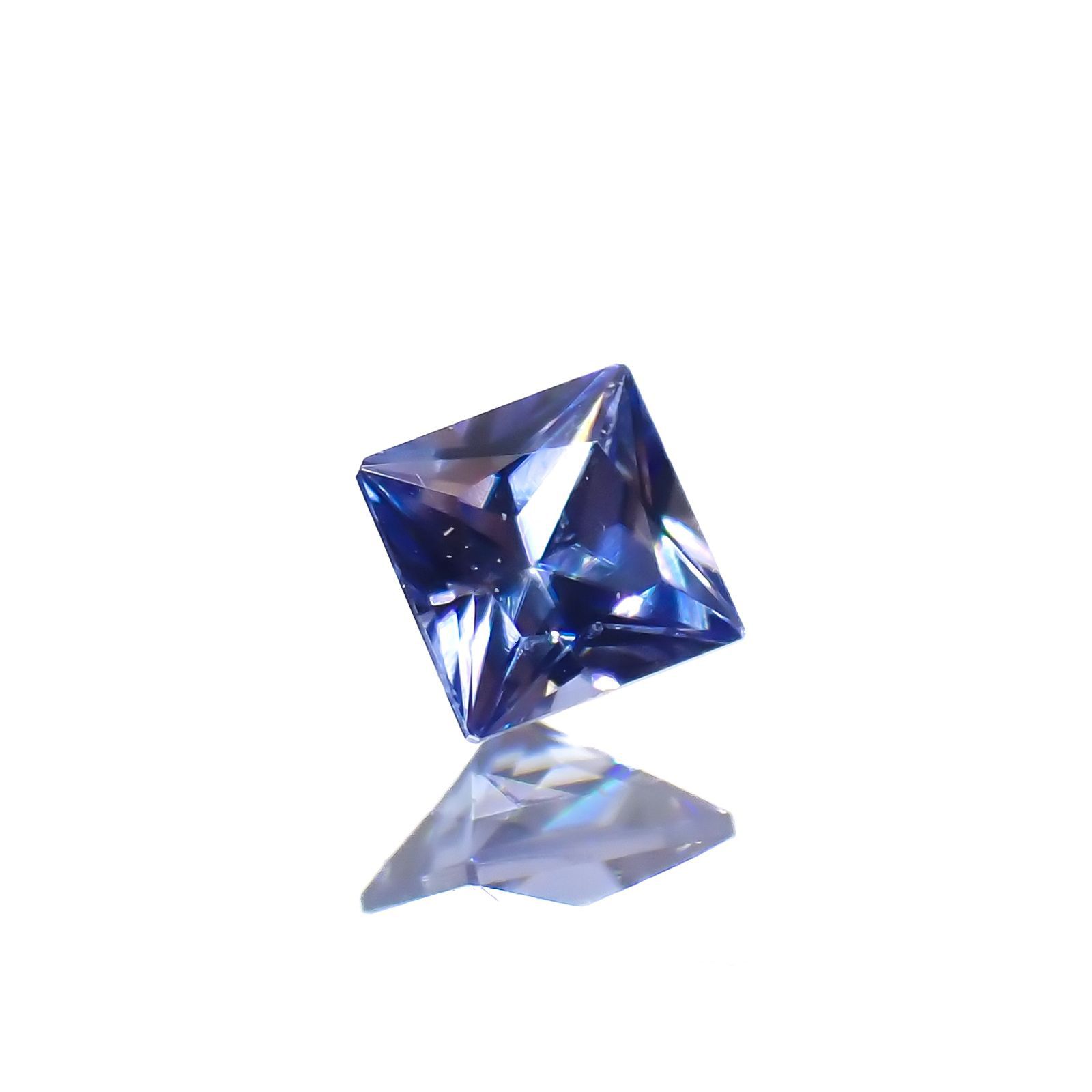 ◇プリンセスカット◇ベニトアイト アメリカ・カリフォルニア州産 0.071ct [221219601]2.2x2.2mm前後