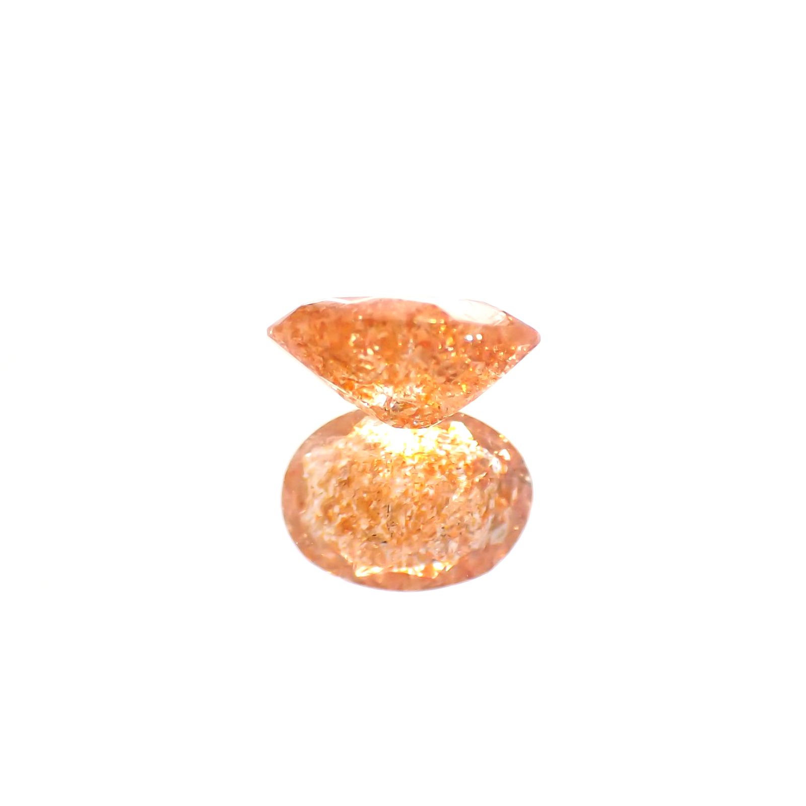 イリュージョンサンストーン(宝石名フェルドスパー) タンザニア産 0.64ct 識別済[250812303]6.8×5.1mm前後