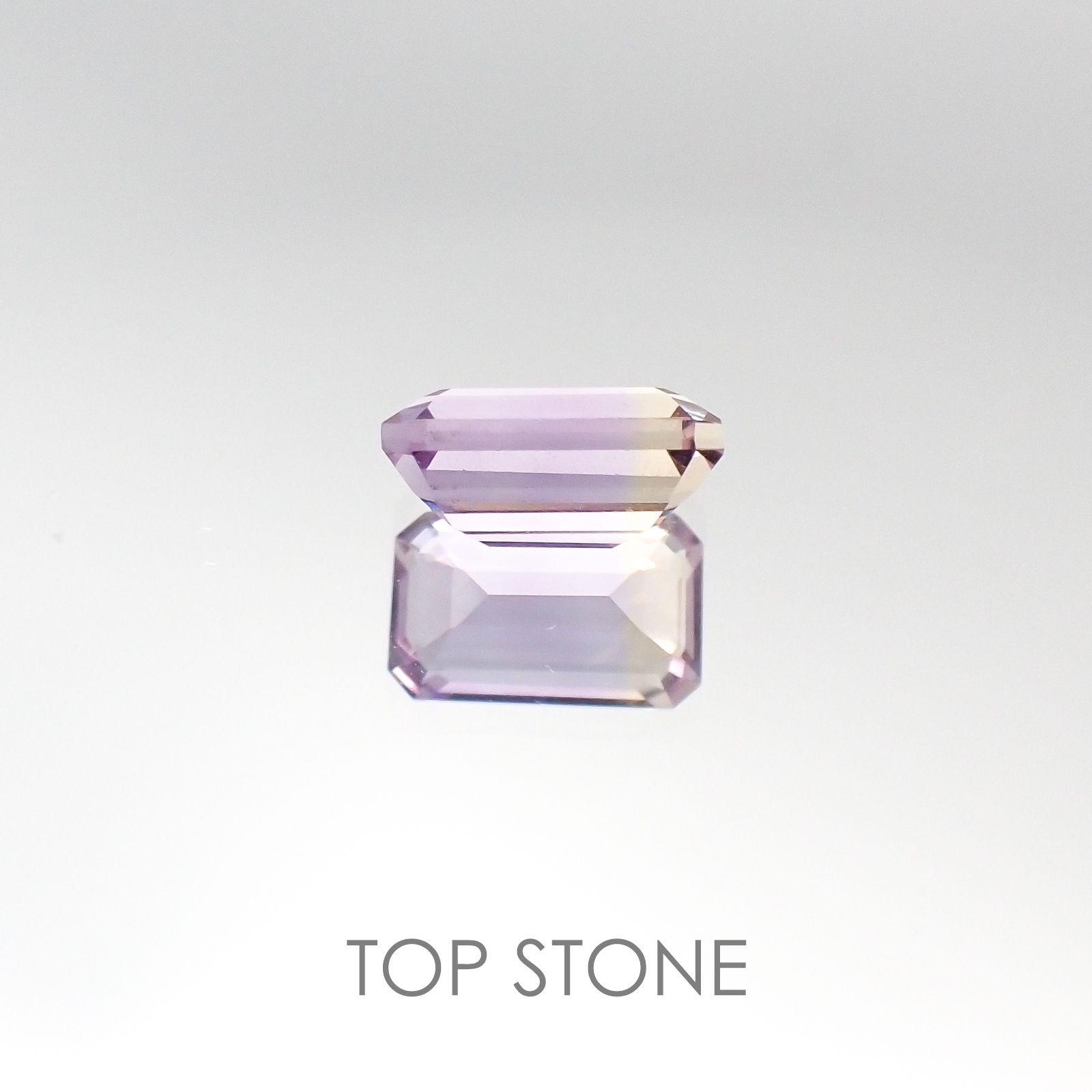 アメトリン(宝石名バイカラー・クォーツ/別名アメトリン) ボリビア産 1.09ct 識別済[20095355]7.8×4.8mm前後