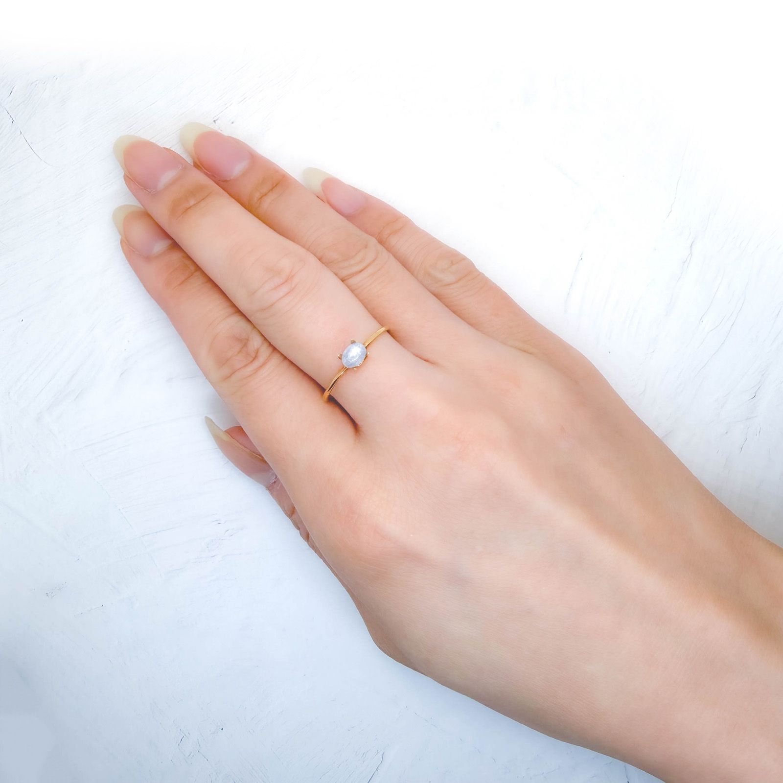 ジルコンキャッツアイ ビルマ産 0.51ct / 5x3.8mm前後 [260832883]