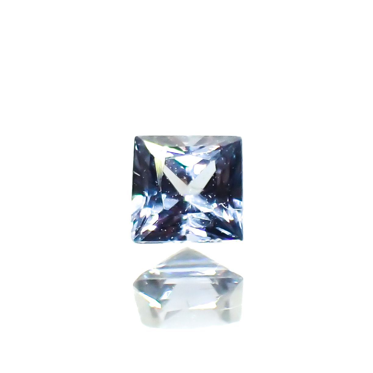 ◇プリンセスカット◇カラーチェンジガーネット アレキタイプ マダガスカル・ベキリー産 0.099ct[230522182]2.5x2.4mm前後