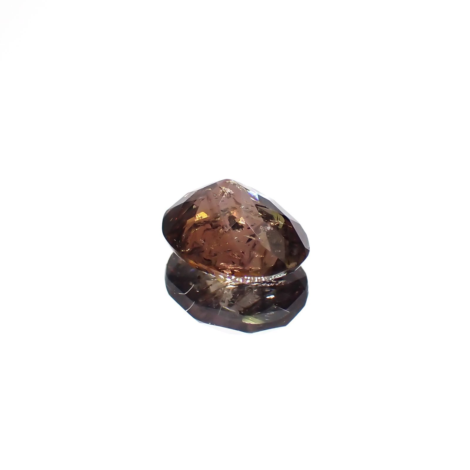 アキシナイト(宝石名アキシナイト)パキスタン産 1.37ct 識別済