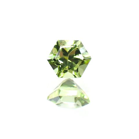 ◇ヘキサゴンカット◇ペリドット(宝石名ペリドット) パキスタン産 0.38ct 識別済[251013093]4×3.9mm前後