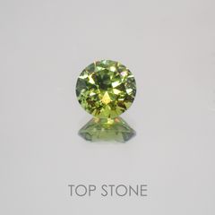 デマントイドガーネット(宝石名デマントイド・ガーネット)ロシア産 0.654ct ソ付(彩珠)[220717104]5.2x5.2mm前後