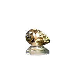 イエロートルマリン ブラジル産 0.47ct / 6.2x4.1mm前後 [260929024]