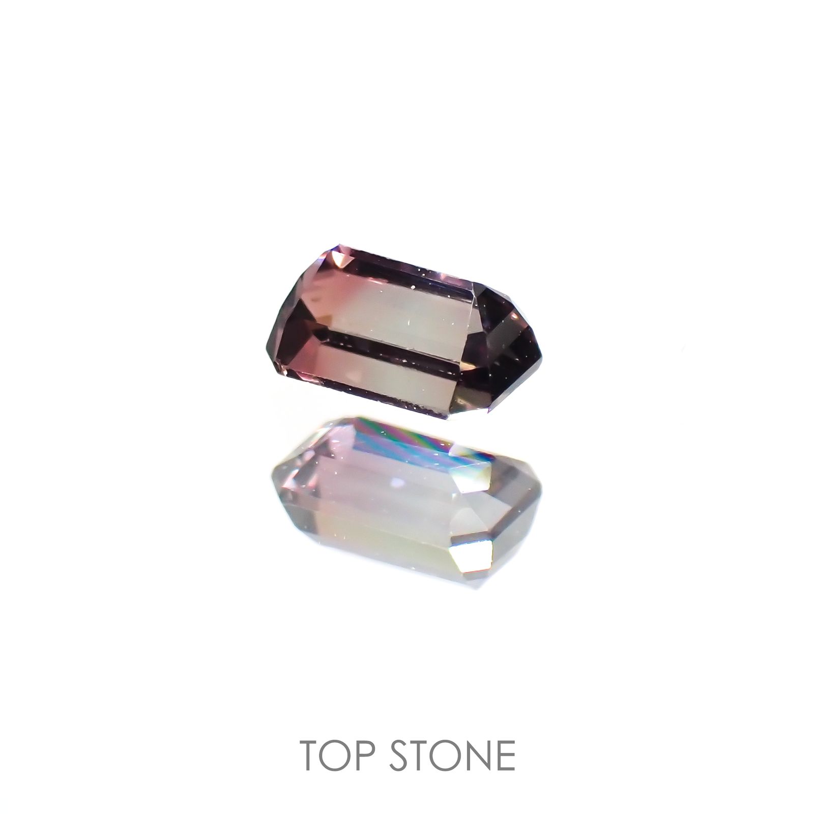 バイカラーサファイア(宝石名バイカラー・サファイア)タンザニア産 0.28ct 識別済[220113888]4.1x2.7mm前後