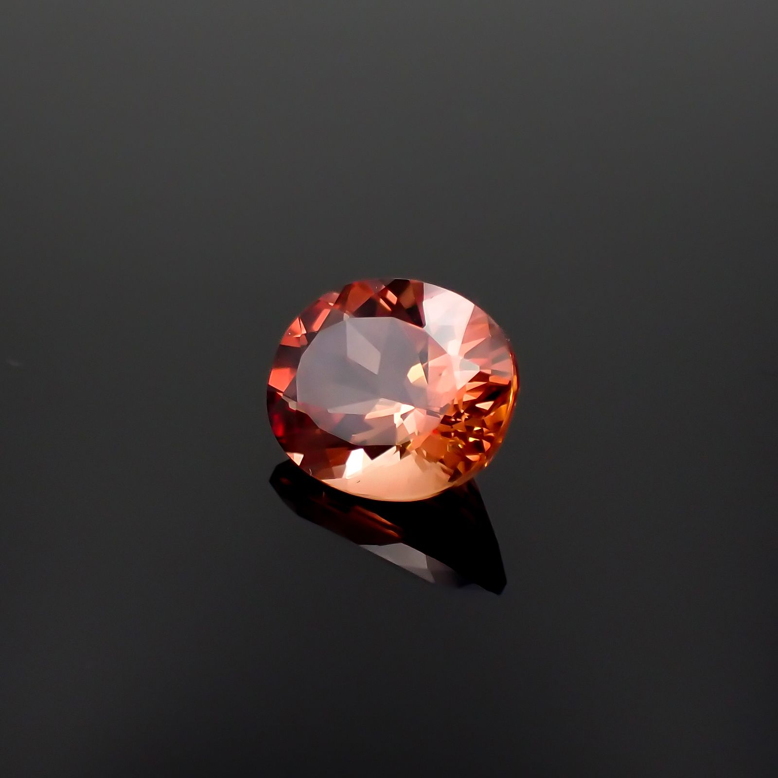 エチオピアサンストーン(宝石名アンデシン・ラブラドライト)エチオピア産 3.25ct 識別済[230321196]11.1x9mm前後