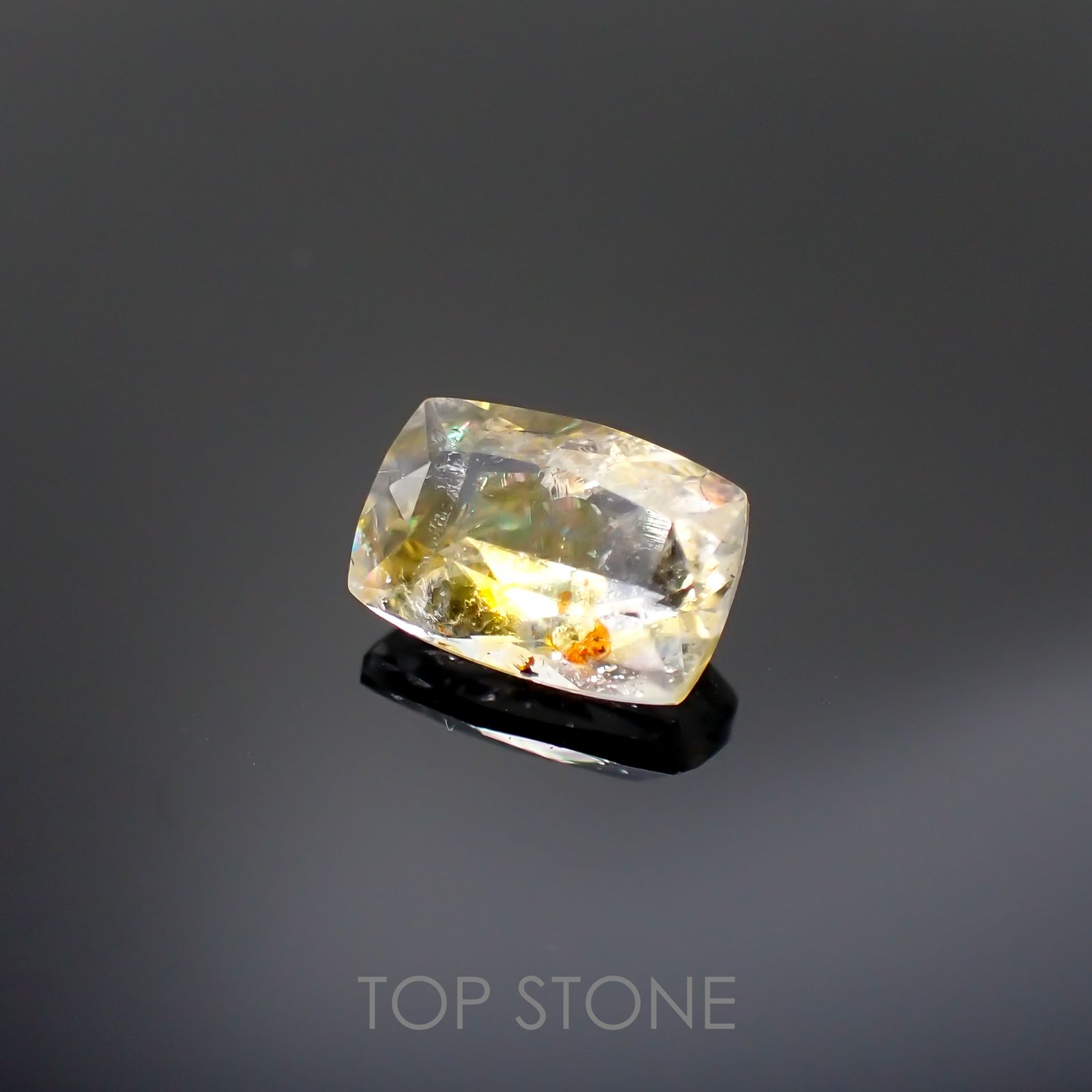オーロラクォーツ ブラジル・ミナスジェライス産 1.55ct[220114385]8.8x6.1mm前後