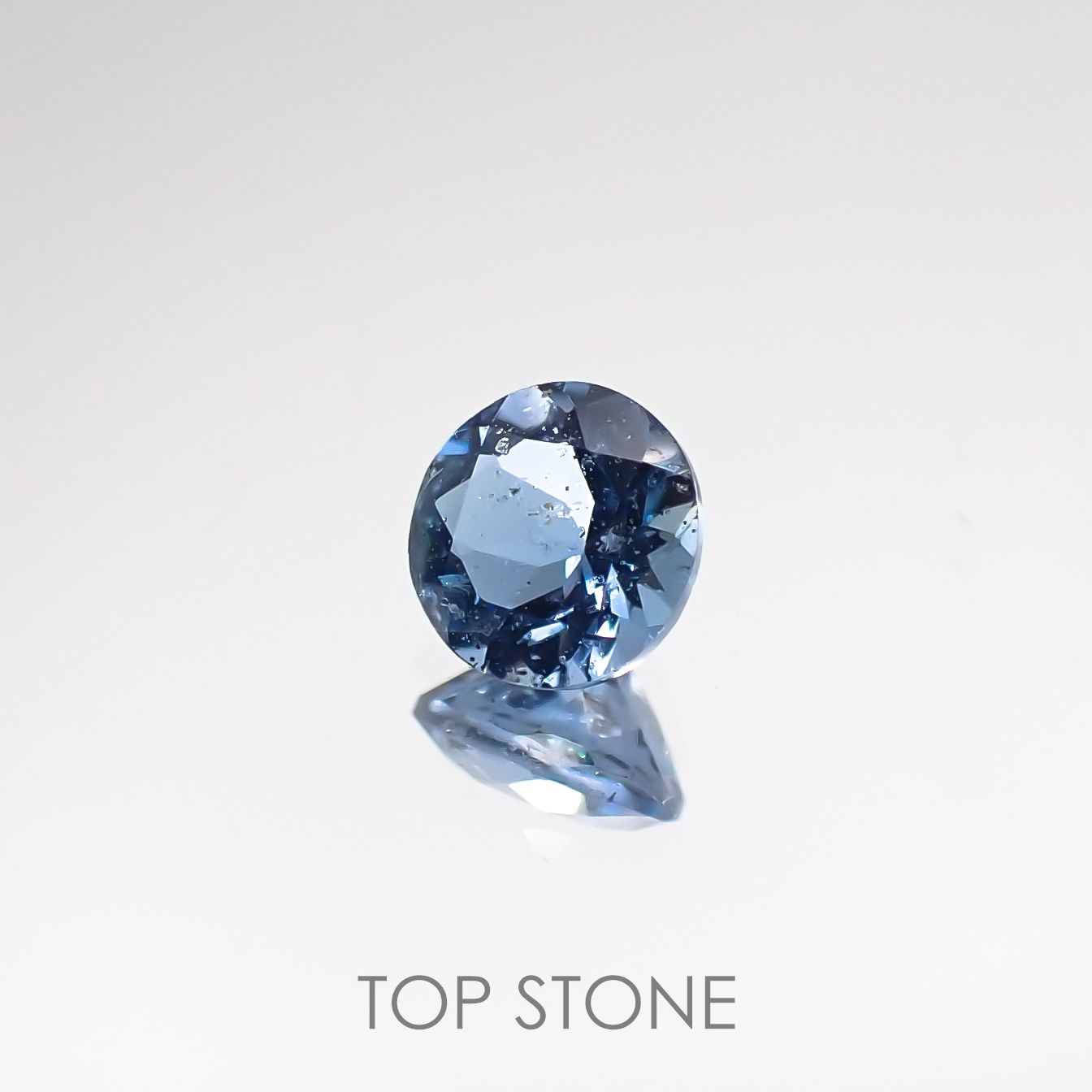 サンタマリア アクアマリン ブラジル産 ルース 0.23ct[210711419]3.9×3.9mm前後