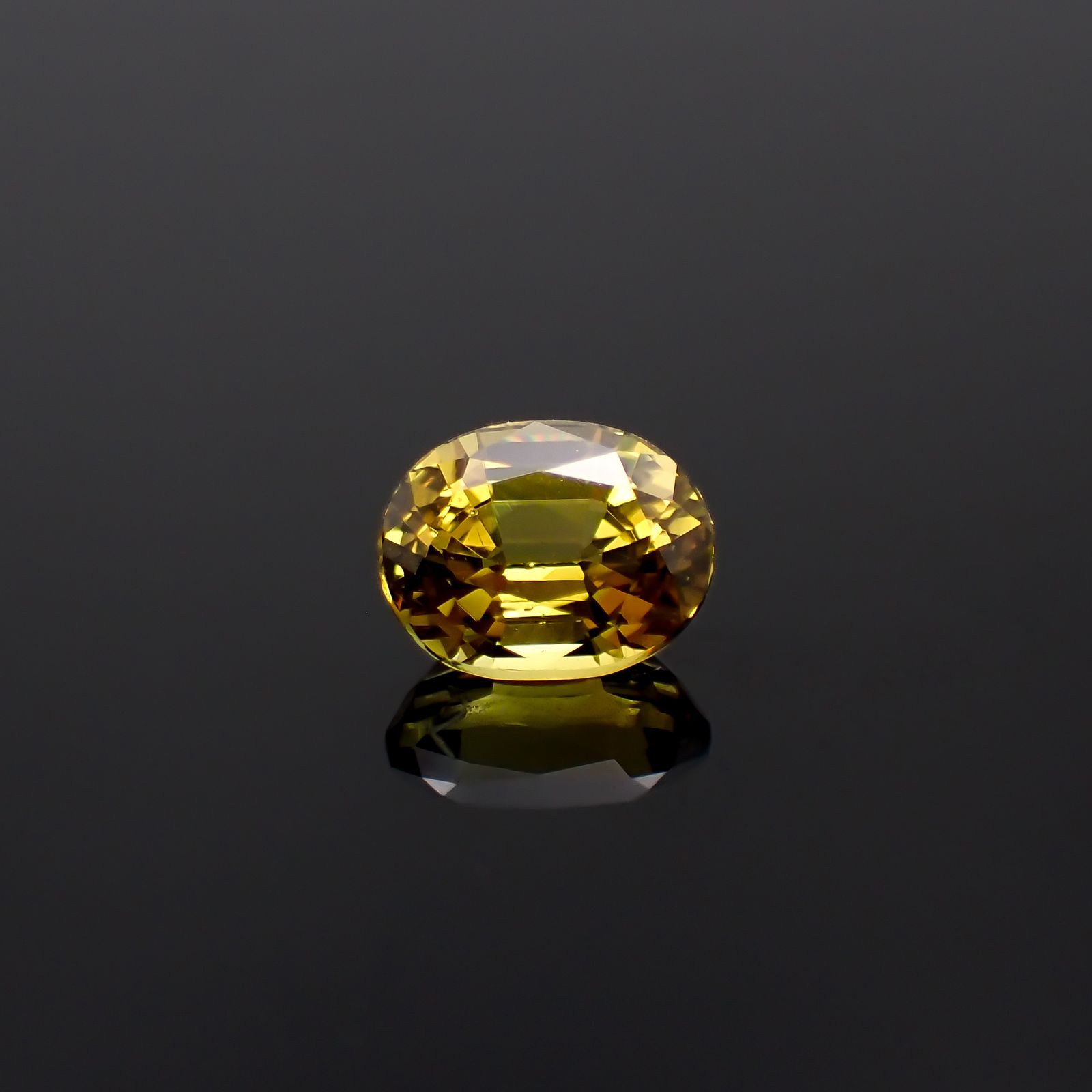 マリガーネット(宝石名グロッシュラー アンドラダイト・ガーネット)マリ共和国産 1.43ct 識別済[231224577]7.2x5.5mm前後