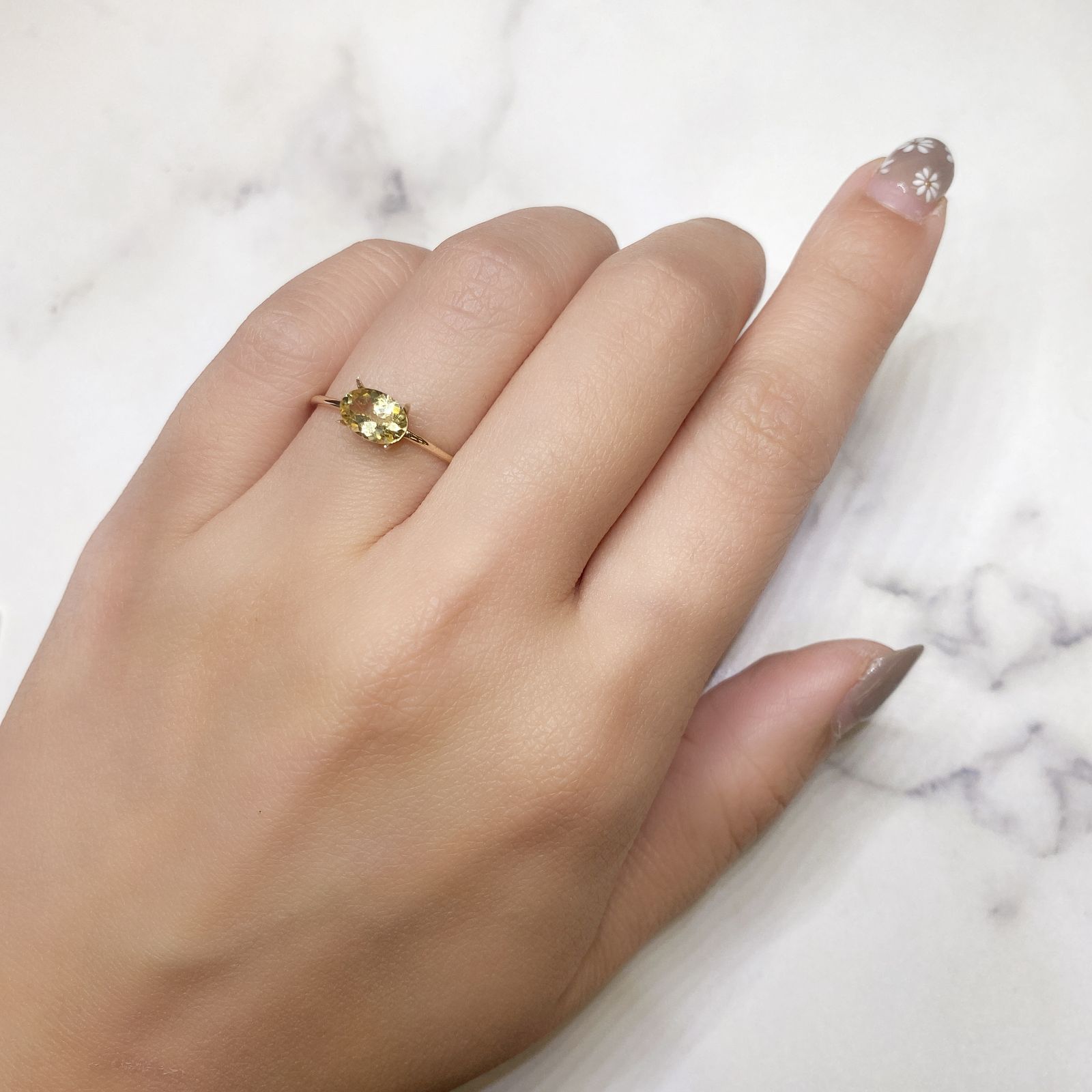 レモンイエローアパタイト(宝石名アパタイト) メキシコ産 0.74ct 識別済[211013233]7×5mm前後