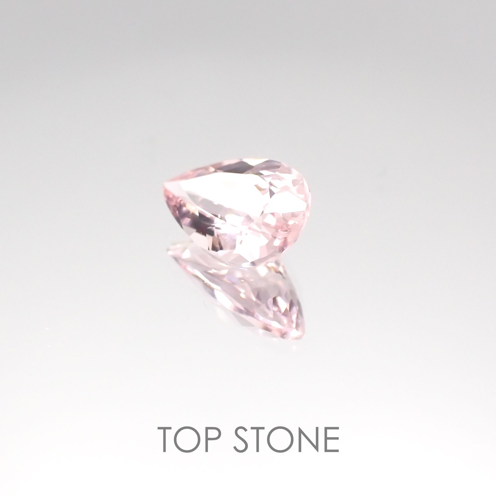 モルガナイト ナイジェリア産 ルース 1.21ct[20117405]9.5×6.2mm前後