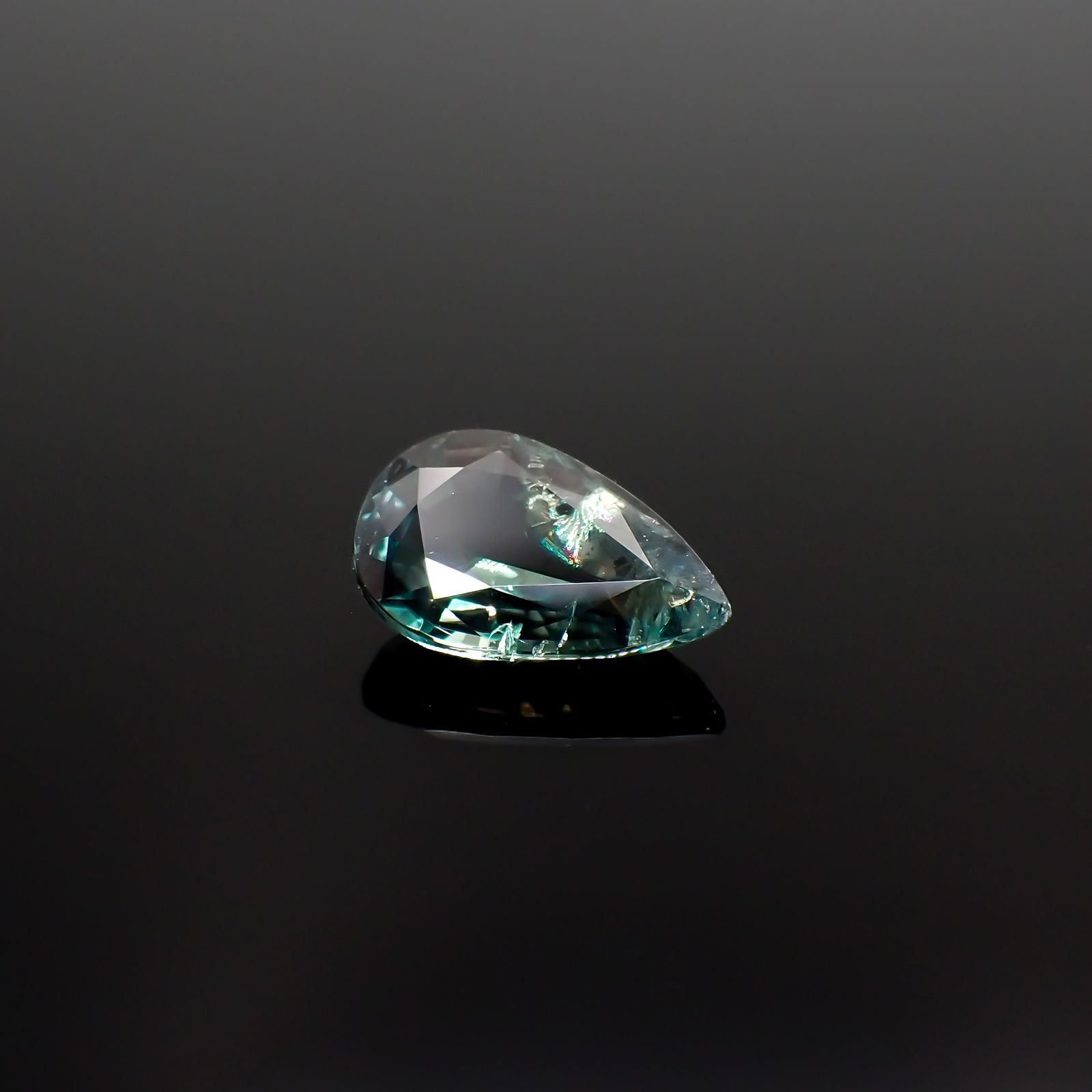 アレキサンドライト(宝石名アレキサンドライト)ブラジル産 1.25ct Gübelin鑑付[231224529]8.75x5.65mm前後