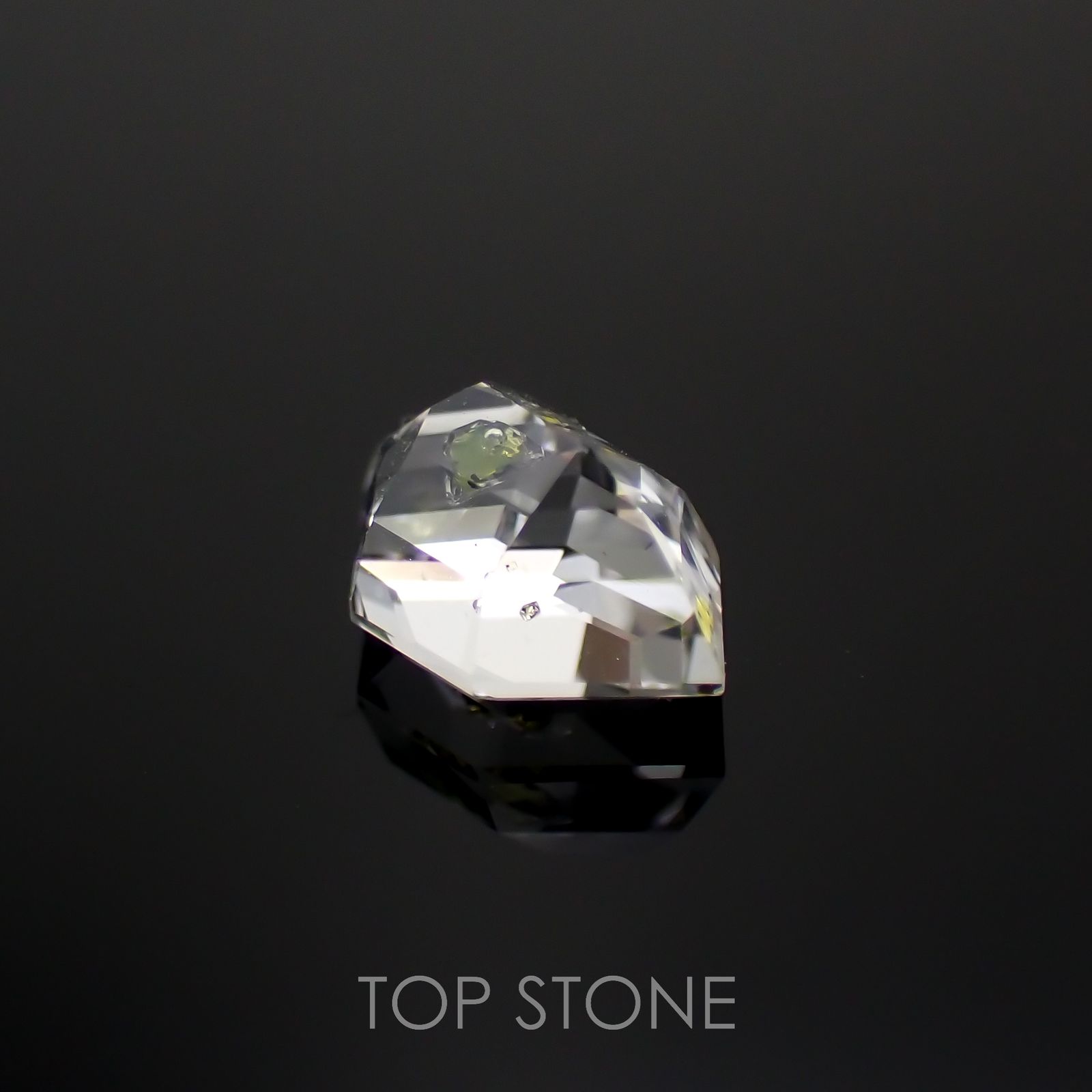 ◇カスタムカット◇オイルインクォーツ パキスタン産 0.86ct[221018545]7.9x5mm前後