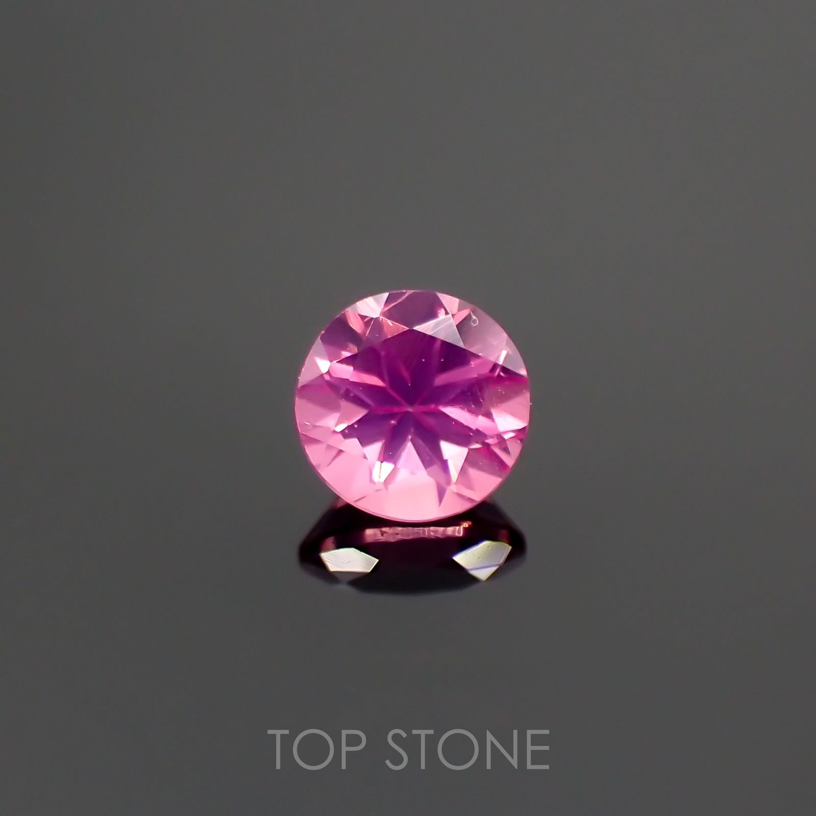 ホットピンクスピネル タンザニア産 ルース 0.33ct[210812582]4×4mm前後