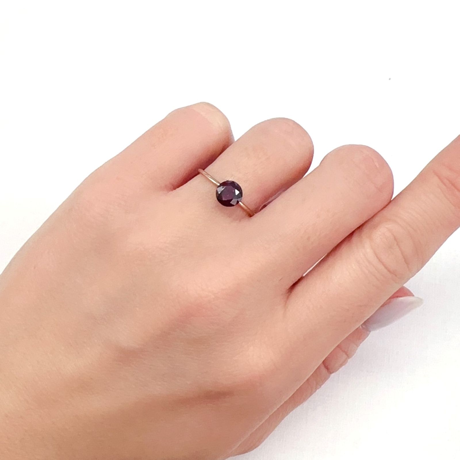アントヒルガーネット(クロムパイロープガーネット) アメリカ・アリゾナ州産 0.94ct[231224538]6x6mm前後