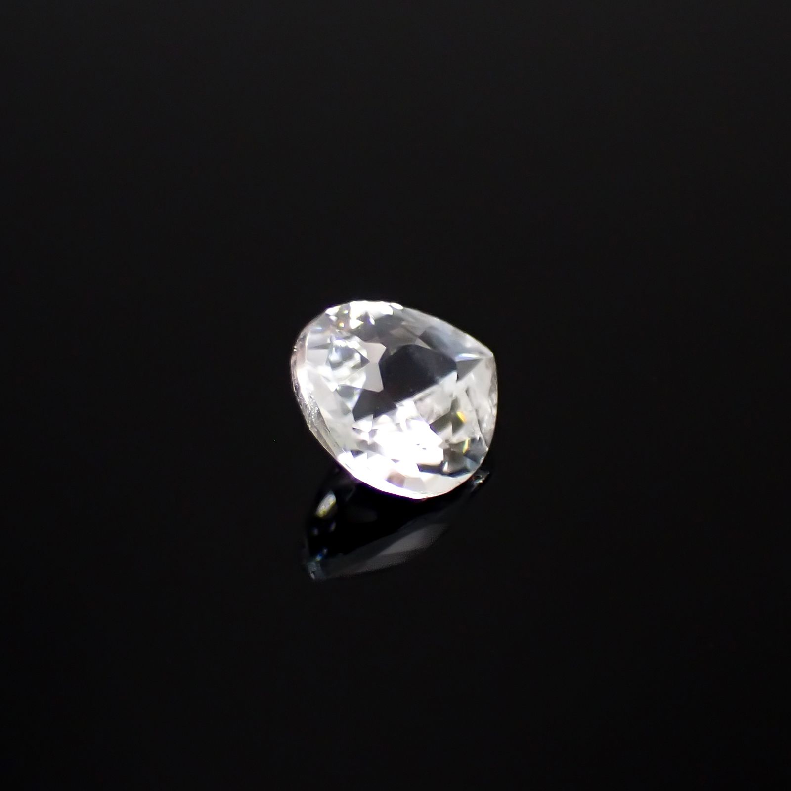フェナカイト ブラジル産 0.71ct[240928823]6.6x5.8mm前後