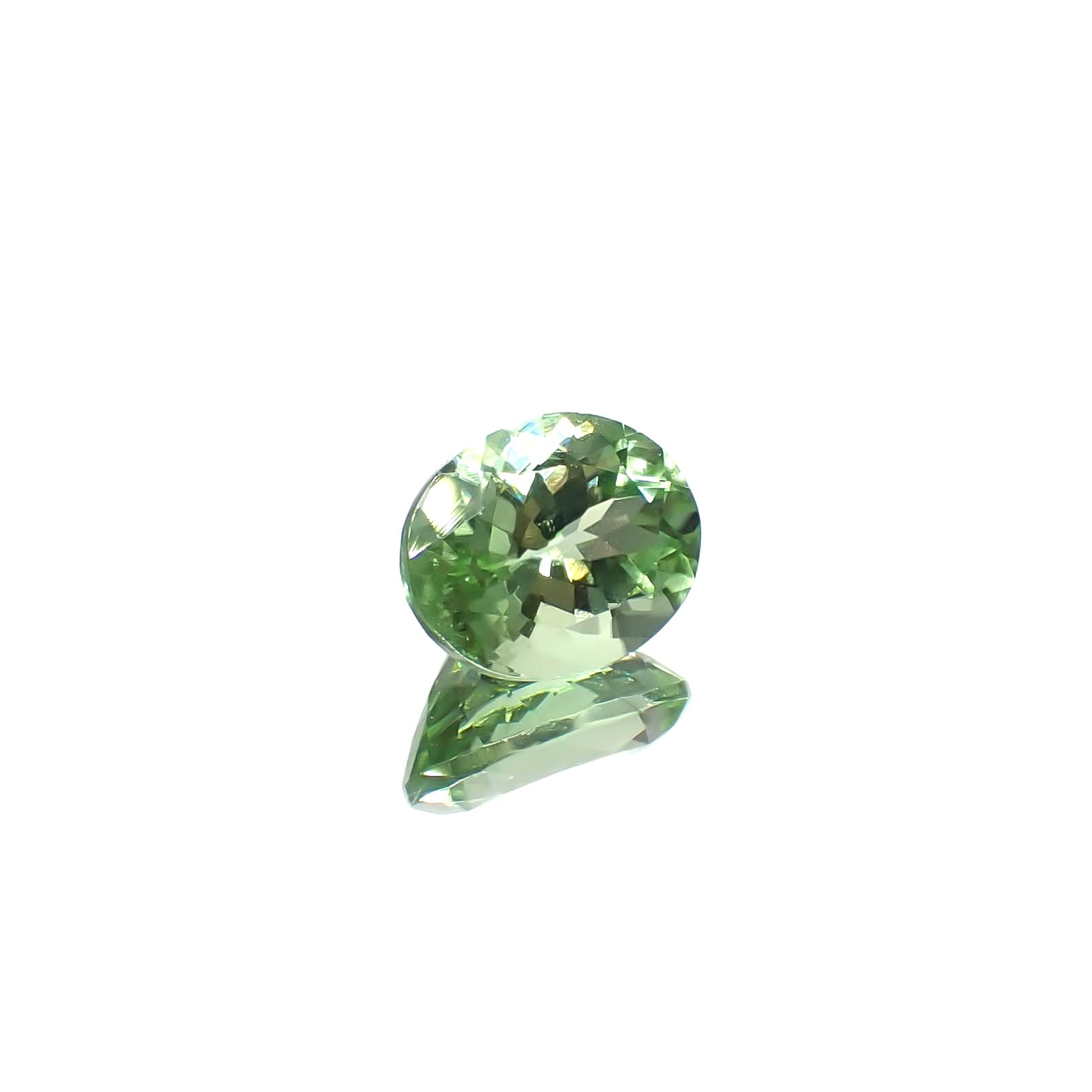 ペリドット(宝石名ペリドット)パキスタン産 3.232ct ソ付(彩珠)[240728518]10.2x8mm前後