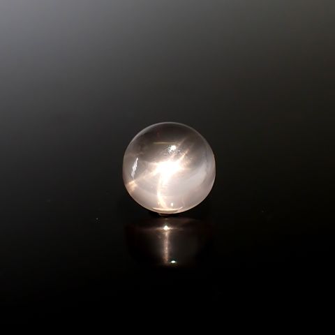 スターローズクォーツ(宝石名スター・ローズ・クォーツ)マダガスカル産 4.45ct 識別済[250330021]10x10mm前後
