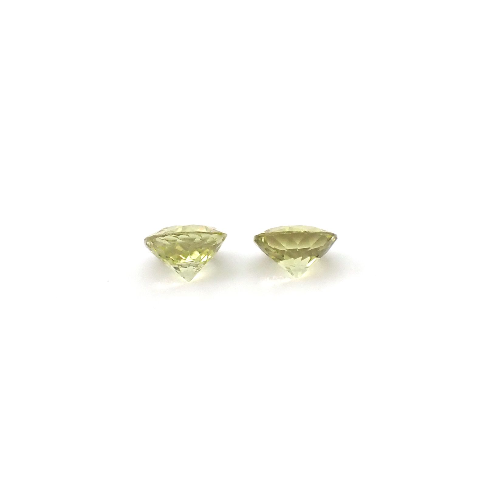 ◇ペアセット◇クリソベリル(宝石名クリソベリル)スリランカ/マダガスカル産 識別済 0.54ct(2pcs合計) / 4x4mm前後 [260131649]