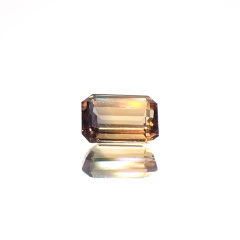バイカラーサファイア(宝石名バイカラー・サファイア)タンザニア産 0.27ct 識別済[230622375]4.1x2.8mm前後