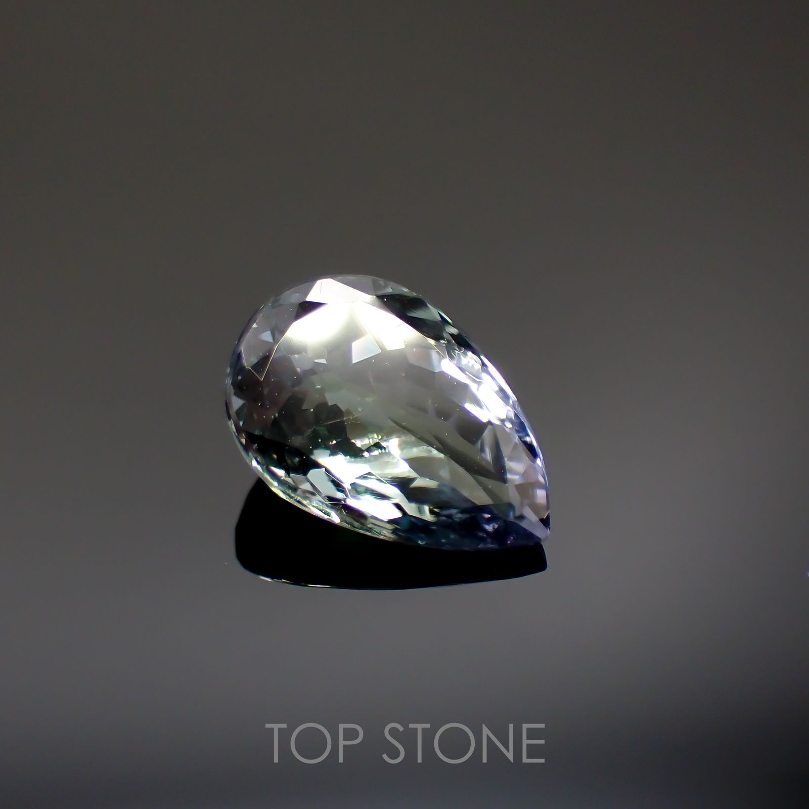 バイカラータンザナイト(宝石名ゾイサイト) タンザニア産 2.507ct ソ付(彩珠)[210410411]11×7.4mm前後