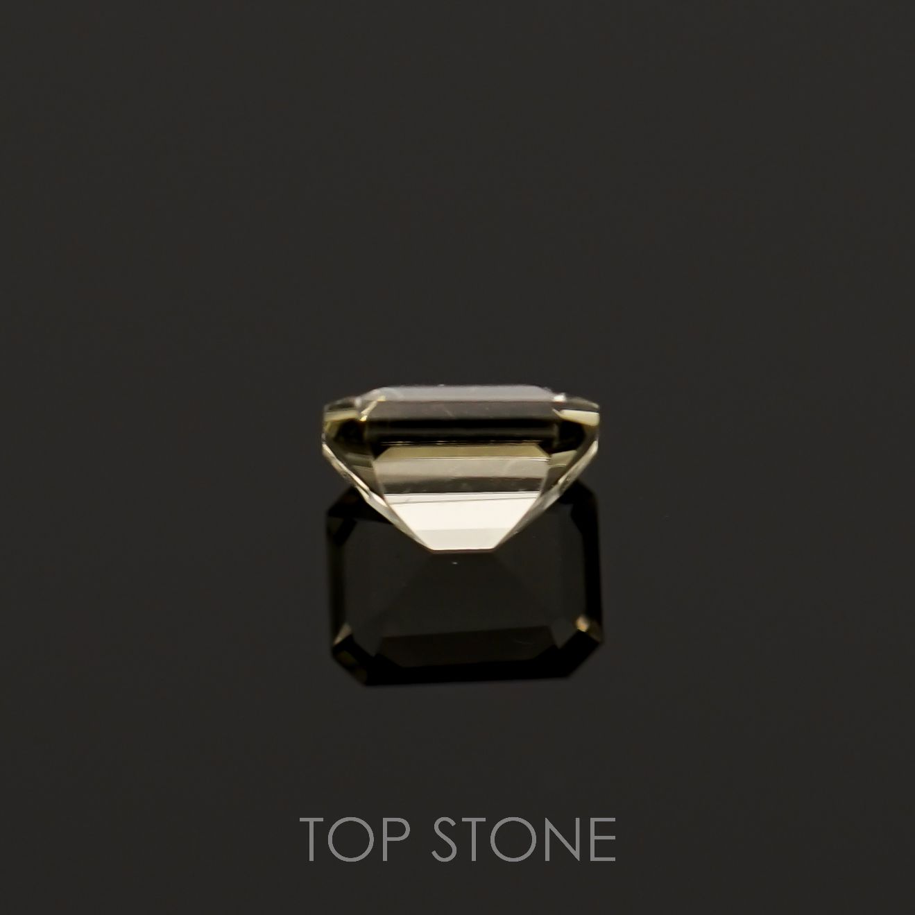 シンハライト スリランカ産 0.51ct[230119779]5x4mm前後